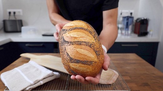 The Perfect Recipe to Bake a Crusty White British Bloomer at Home