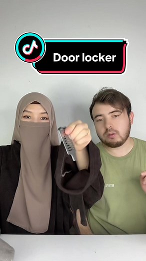 Life Hacks: Rating Door Lockers