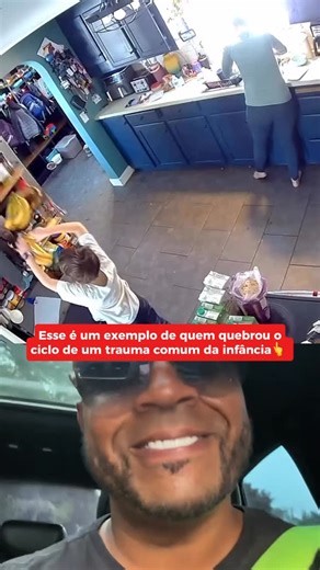 Angelo Lima on Instagram: "Muitos nascem de pequenos momentos mal resolvidos, repetidos ao longo do tempo. O que marca não é o erro, é a reação. Não é o acidente, é o medo que fica sem acolhimento. Não é a falha, é a ausência de segurança depois dela. Quando não ressignificamos nossas próprias dores, elas escapam pelas mãos no dia a dia. Na forma como reagimos, na maneira como falamos, no tom que usamos, no silêncio que pesa. Traumas não curados atravessam gerações. Eles crescem, mudam de nome,