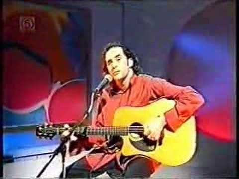 Marc Roberts 'Mysterious Woman' acoustic