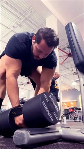 Back rows- Back workout and routine. Back pump for days! #backworkout