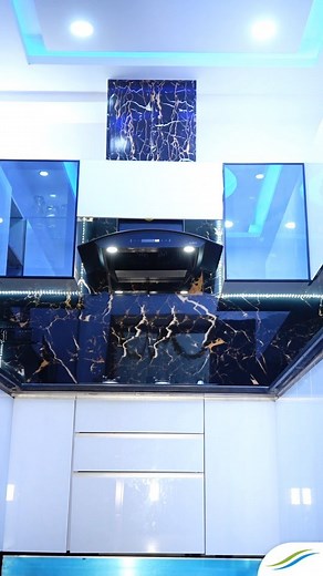 Glam Jam Kitchen 😯 #Ultrafresh #ThisIsFresh #kitchen #kitchencolorscheme #kitchencabinets #kitchenmusthave #kitchenideas #kitcheninspiration #WhiteInteriors #interiordesign #interiorandhome #interiors #interiorlovers #trendinginteriors #homedesign #modernfurniture #designinspiration | Ultrafresh Modular Solutions