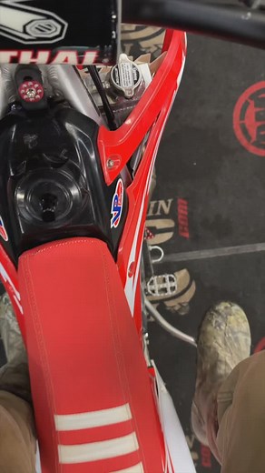 We do have a discount code for free shipping! LEC-NWM25 I have always wanted to try out @lectronfuelsystems for my bike and now I get to enjoy the freedom that comes with ZERO JETS! We go from sea level to 5000ft regularly and this will adjust for the elevation ON ITS OWN! Need a service manual? Head over to @emanual.online to get the best service out there! | Northwest Moto Garage