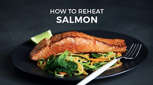 6 Best Ways to Reheat Salmon (Updated 2025)