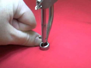 APQS Tutorial: Using Tacking Stitches to Start a Line of Stitching