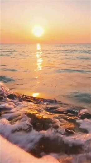 Golden Beach Sunset 🌅 Relaxing Ocean Waves & Peaceful Nature View