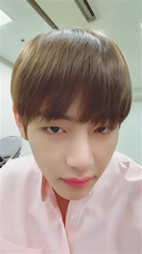 Videos de Kim Tae-hyung y bogummy (@bellataev) con “original sound - Music Lover❤️‍🔥❤️🥰 - 🎧Music Lover🎶❤️‍🔥❤️🥰”