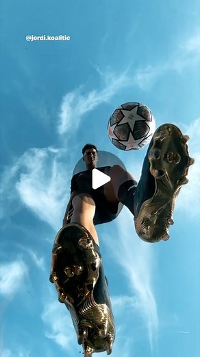 Jordi Koalitic 🐨📸 | Testing #copa sense ⚽️📱with @adidasfootball . SAVE & SHARE this video to support Koalitic Team 🔥 #teamwork @arnaukoalitic @gio.koalitic... | Instagram