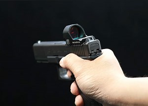 Revanchist Airsoft's Tokyo Marui G17 Gen 5 MOS Unboxing