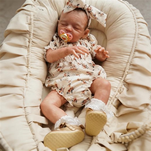 Reborn bébé fille poupée réaliste endormir nouveau-né poupée réaliste silicone vinyle bébé poupée avec tenue cadeau pour enfants baby shower - Etsy France
