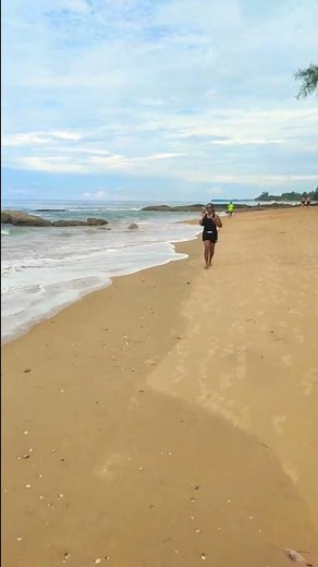 Jogging on the beach#sports
