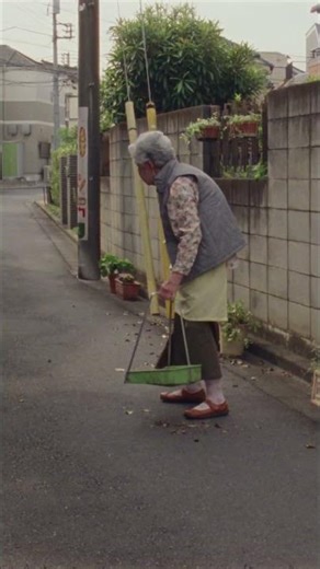 A band in motion, a pack in harmony with ASICS Sportstyle and dance group Avantgardey