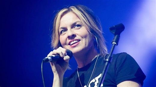 Nineties rock frontwoman, 57, has barely aged a day after band's top 5 albums