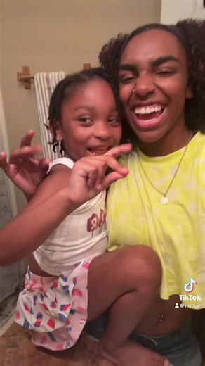 love a good family reunion 😂#creatorsearchinsights #fypシ #sister #uncle #family