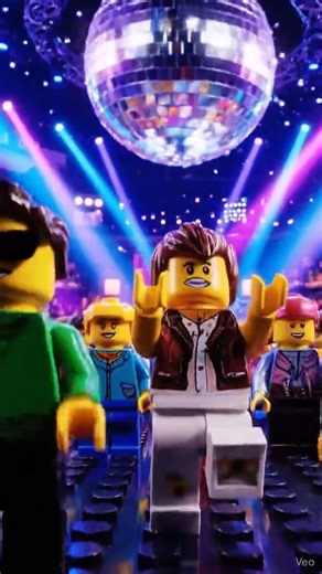 LEGO Disco Party 💃🕺 | Everyone’s Dancing!