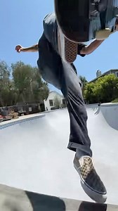 5.1K views · 58 reactions | Smack Down! @omarhassan Filmed by @tweestopher @vansskate @blacklabelskates Since 1988. | Black Label Skateboards | Facebook