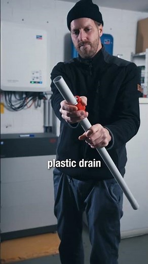 KNIPEX BiX® 90 22 10 BK cutter for plastic pipes and sealing sleeves