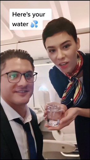 She got me! 🤣 #fyp #foryoupage #viral #ไทย #bangkok #thailand #model #airplane #fup #FitCheck #SmallBite #stewardess #funnygirl #ตลก #foryou #4you #f