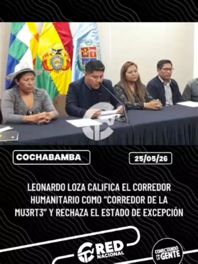 🚨 Leonardo Loza cuestiona operativo y rechaza estado de excepción. El gobernador de Cochabamba, Leonardo Loza, afirmó que el denominado corredor humanitario no resolvió el conflicto y, por el contrario, empeoró la situación en el país. 🗣️ “Para mí ese corredor humanitario ha sido corredor de la mu3rt3”, expresó, señalando que este tipo de acciones solo generan más tensión y violencia. Además, Loza manifestó su rechazo a un posible estado de excepción, calificándolo como una medida “irresponsab