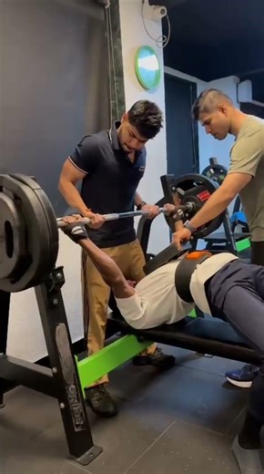 120kg *2 block bench 🇮🇳 ( district Powerlifting, national Powerlifting, state championship, Asia 🌏)