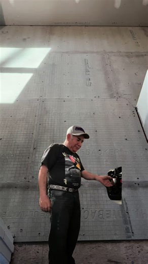 MemeCut: The Funniest Shower Moments