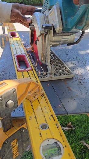 Diablo Steel Demon Blade vs 1/4” Steel Plate 🔥 #SteelPlate #CuttingBlade #ShopLife #WeldingLife