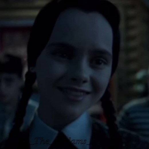 WEDNESDAY IS A SAVAGE🖤🖤🖤 The Addams Family 1991-1993 . . . . . . . . #theaddamsfamily #theaddamsfamilyvalues #theaddamsfamily1991 #addamsfamilyedit #theaddamsfamily1991film ##wednesday##wednesdayaddams##wednesdaynetflix##wednesdayvibes##wednesdaydance##wednesdayaddamsedit##wednesdayadams##rauljulia##anjelicahuston##foryoupage##morticia##gomezaddams##wednesdayaddams##rauljulia🇨🇵##rauljulia🌹##theaddamsfamilymusical##morticiaaddamsedit##theaddamsfamilytvshow##graveyard##debbiejellinsky##fyppp