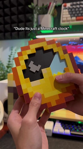 How to Make a Clock in Minecraft