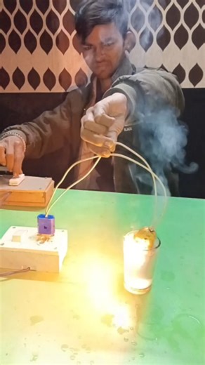 LALU RAJ 10k follow | Pani or namak Vs 220v Ac ElectricityWhathappened #viral#experiment#electrical#shorts#lminivlog electrical entertainment experiment... | Instagram