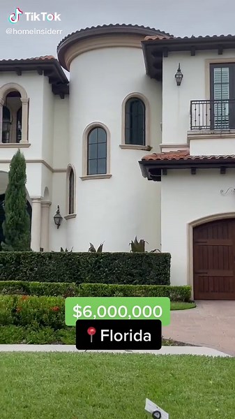 Mediterranean waterfront Castle 🏰🌴 #florida #mansion #money