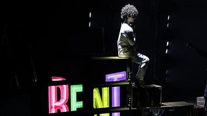 Qué tiene de especial Rent, el musical que fueron a ver los reyes junto a la princesa Leonor y la infanta Sofía