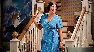 Watch Call Me Kat Season 1 Episode 3 - Vacation