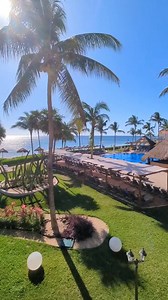 There's pool fun for everyone at #OceanCoralAndTurquesa, how badly would you love to enjoy a tropical pool day with us right now? 😎🌴🏖️🌊 #Mexico #RivieraMaya #DreamVacation #WelcomeOcean #Travel #Explore #TropicalVacation #BeachLife #TropicalVibes #FeelTheOcean #AllInclusive #OceanHotels | Ocean Coral & Turquesa
