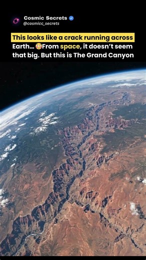 It Looks Like a Crack… But It’s the Grand Canyon 😳 #short #viral #trending #viralvideo