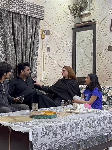 sadaf family official (@sadaffamilyofficial01)’s videos with original sound - sadaf family official