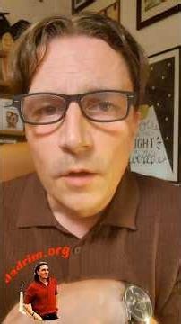 Socrate assunto in Google e licenziato da scuola.