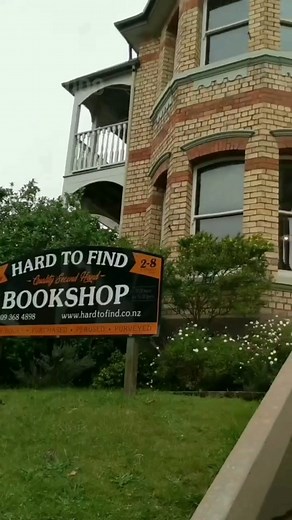 We Did That: Get lost at the Hard To Find Bookshop 🙌 | Urban List NZ