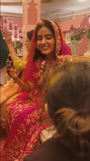 शादी करके फंस गया यार ❤️ #indreshupadhyayji #anirudhacharya #bageshwardham #wedding