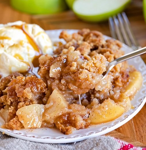 36K views · 192 reactions | Apple Crumble Ingredients Crumble Topping...