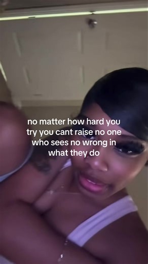 point blank #fyp #viral | taylor pointing at travis blank space