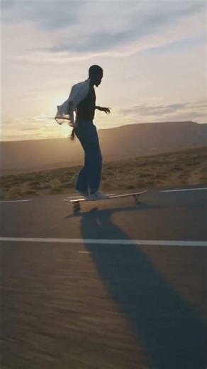 Longboard Dancing at Sunset 🌅 Smooth Flow Ride – Aboubakry Seck
