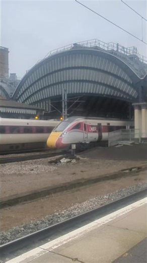 the LNER class 801 at York station