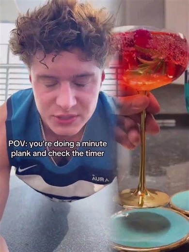 you're doing a minute plank and check the timer #funny #shorts #comedy #fyp