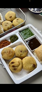 2.9M views · 33K reactions | एक बार मेरे तरीके से वड़ापाव बनाओगे तो सारे पुराने तरीके भूल जाओगे Mumbai Street Food Special Vada Pav Recipe | Dharmis Kitchen | Facebook