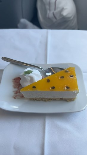 Besser Urlauben on Instagram: "Eurowings Discover Business Class Mauritius - Frankfurt  Airbus 330"