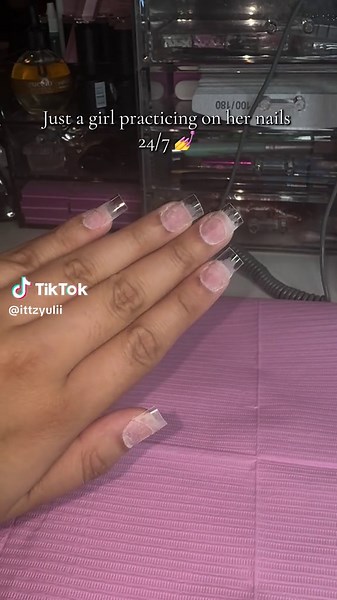 Mastering Nail Art Techniques for Beginners