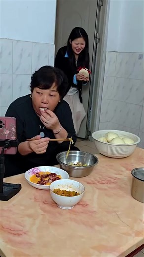 Hilarious TikTok Moments That Will Make You Laugh Out Loud!