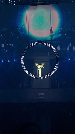 สุขสันต์วันเกิดนะลูกเอเอ มีความสุขในทุกๆวันนะคับ ภูมิใจในตัวลูกนะเห็นโชว์ในคอนแล้วปลื้ม มากกกกๆ #HappyAAashirakornDay #AAashirakorn #busbecauseofyouishine #เทรนด์วันนี้tiktok @AA BUS