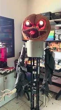 Halloween is coming, time to maintenance. #3dprinting #robot #halloween