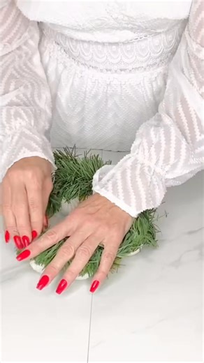 78K views · 1.4K reactions | Whipped up this festive DIY candle ring using Dollar Tree ornaments and a little creativity—simple, sparkly, and perfect for the season! ️✨ #DollarTreeDIY | Olivia's Romantic Home DIY | Facebook